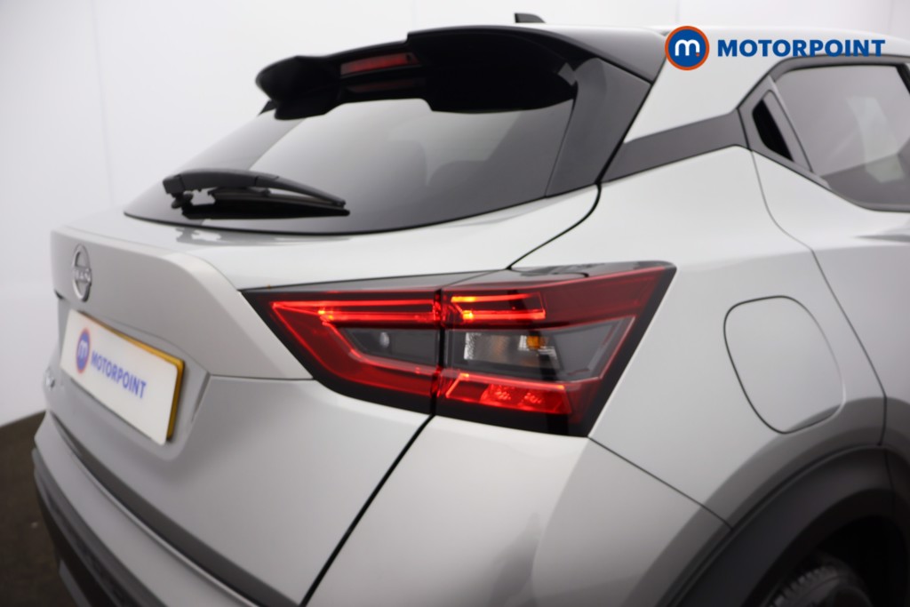 Nissan Juke N-Connecta Automatic Petrol SUV - Stock Number (1665098) - 26th supplementary image