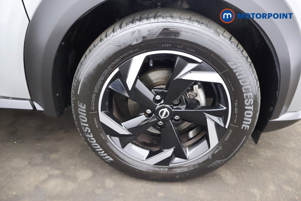 Nissan Juke N-Connecta Automatic Petrol SUV - Stock Number (1665098) - 29th supplementary image