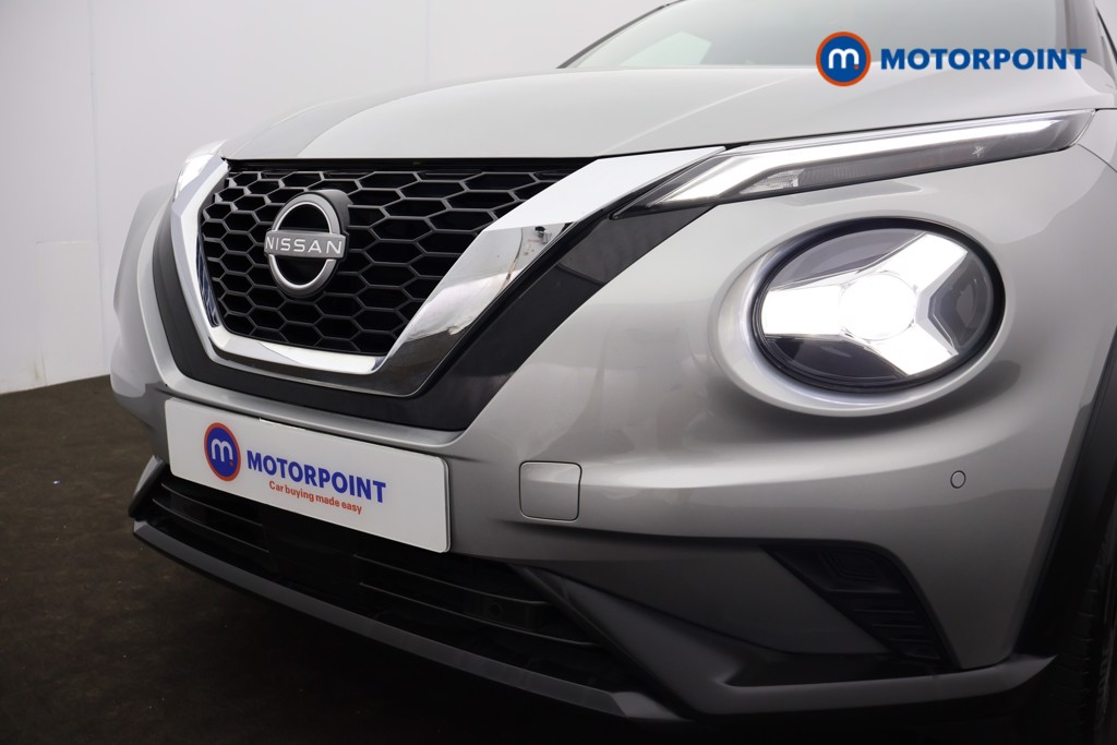 Nissan Juke N-Connecta Automatic Petrol SUV - Stock Number (1665098) - 31st supplementary image