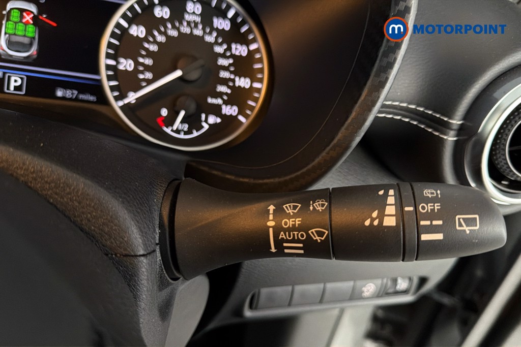 Nissan Juke N-Connecta Automatic Petrol SUV - Stock Number (1665108) - 7th supplementary image