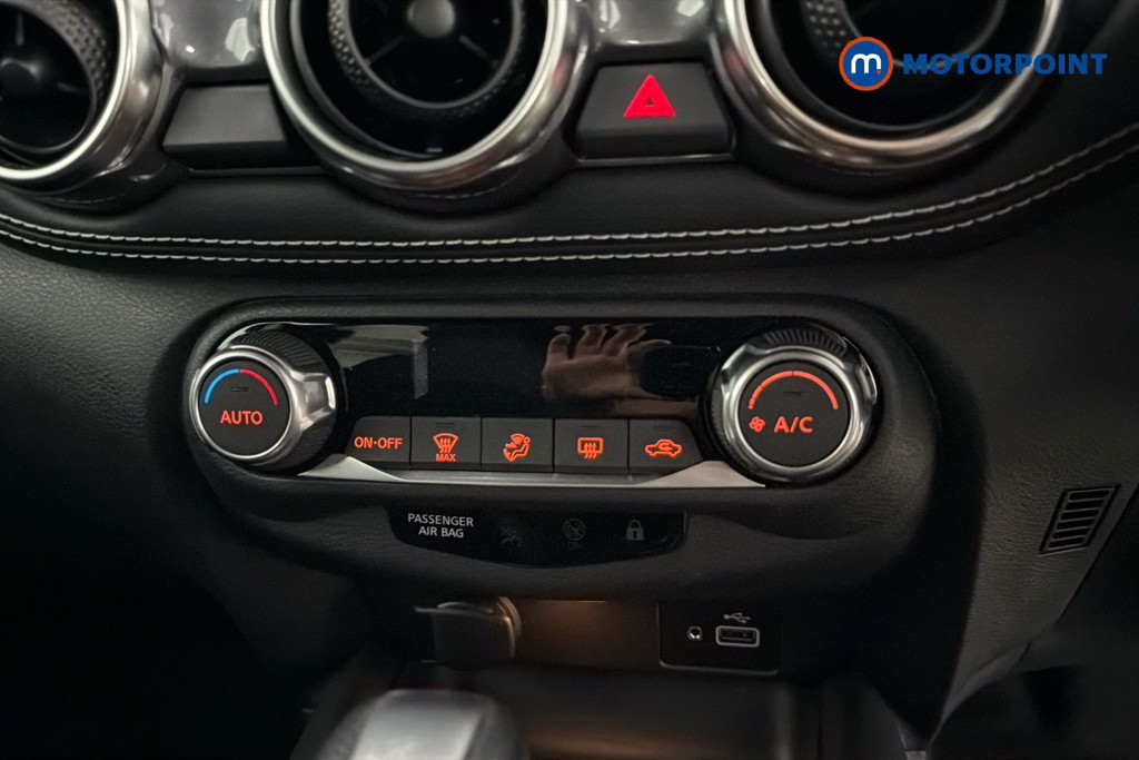 Nissan Juke N-Connecta Automatic Petrol SUV - Stock Number (1665108) - 12th supplementary image