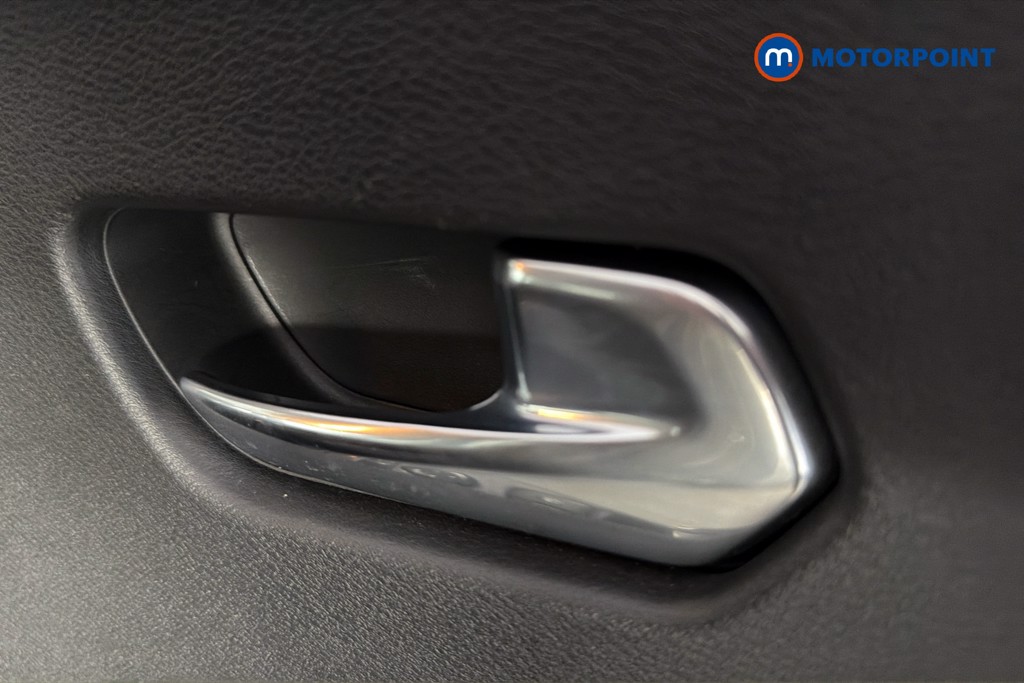 Nissan Juke N-Connecta Automatic Petrol SUV - Stock Number (1665108) - 42nd supplementary image