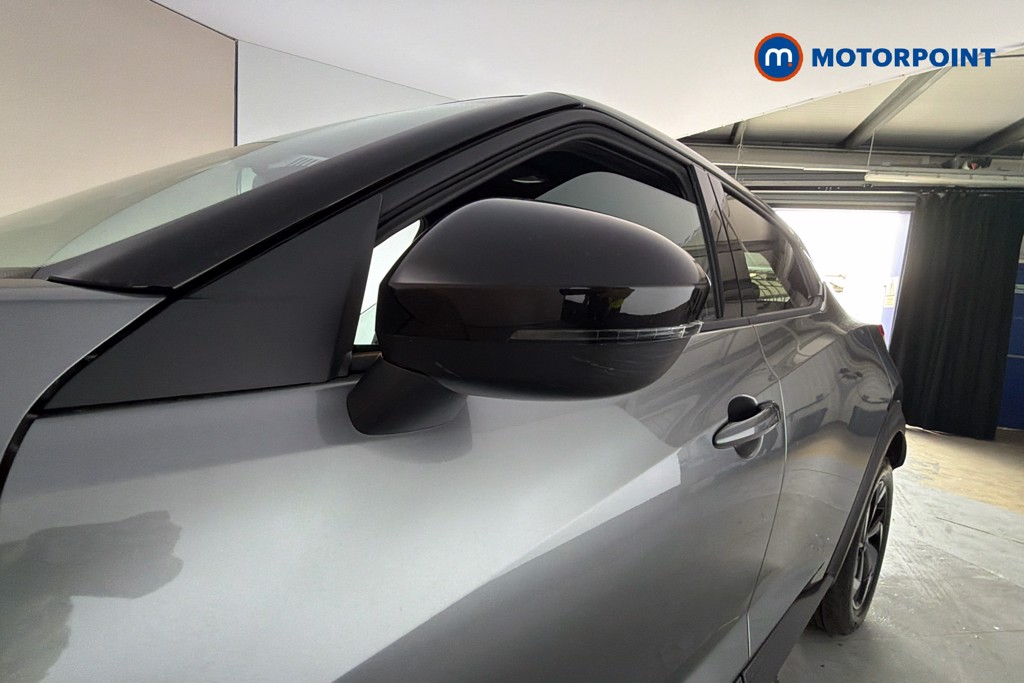 Nissan Juke N-Connecta Automatic Petrol SUV - Stock Number (1665108) - 43rd supplementary image