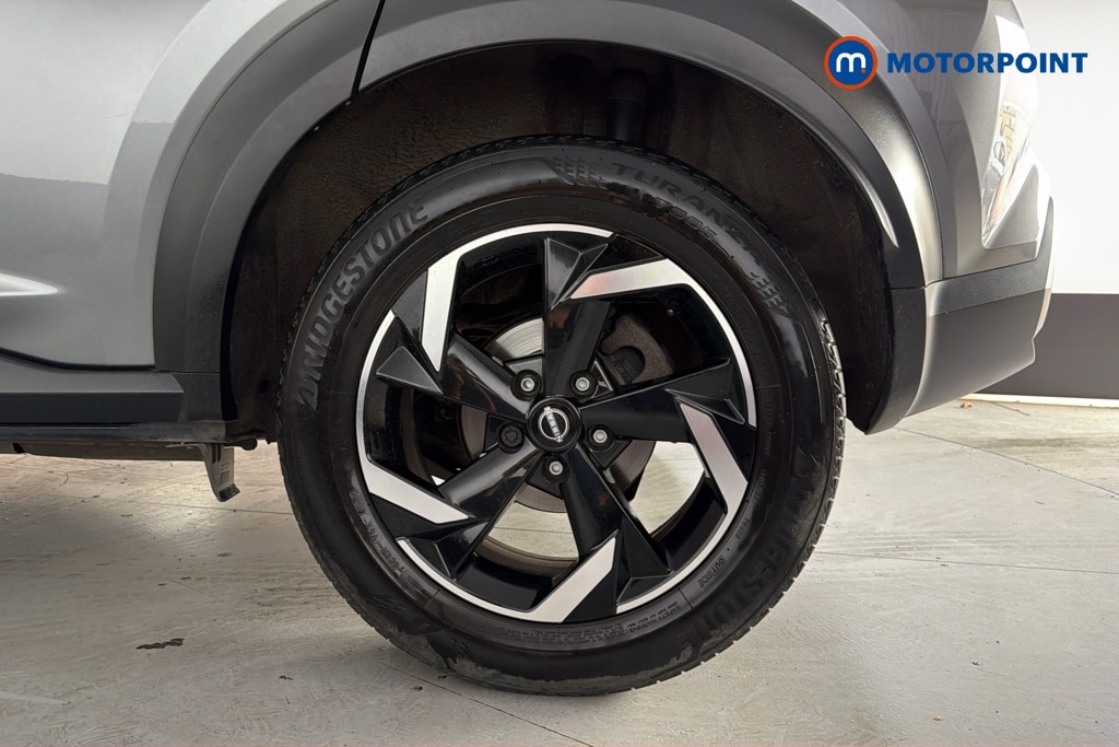 Nissan Juke N-Connecta Automatic Petrol SUV - Stock Number (1665108) - 48th supplementary image