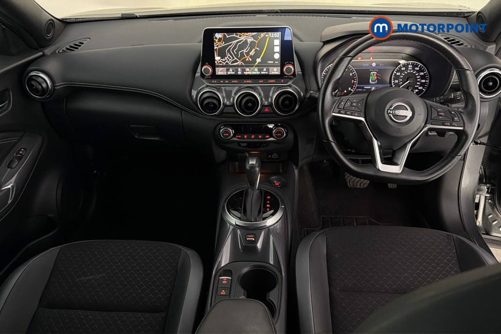Nissan Juke N-Connecta Automatic Petrol SUV - Stock Number (1665108) - 1st supplementary image
