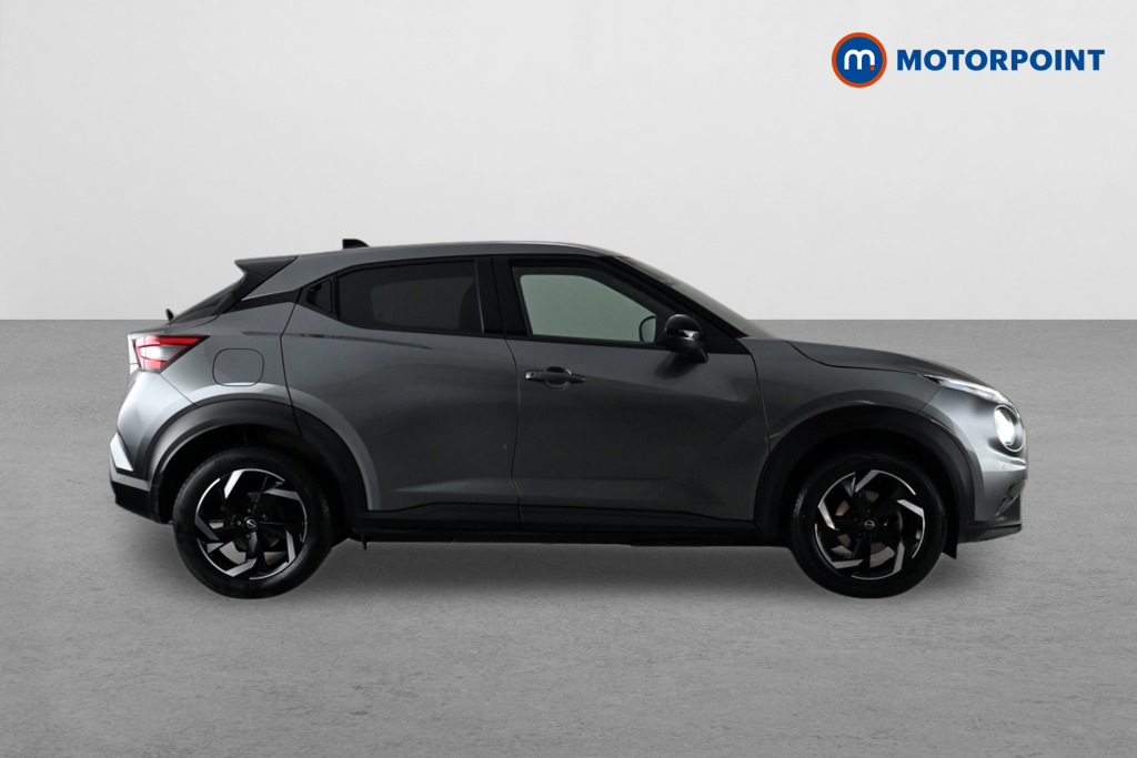 Nissan Juke N-Connecta Automatic Petrol SUV - Stock Number (1665108) - Drivers side
