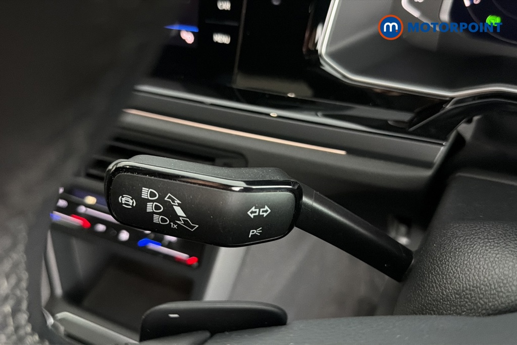 Volkswagen Polo R-Line Automatic Petrol Hatchback - Stock Number (1665460) - 5th supplementary image