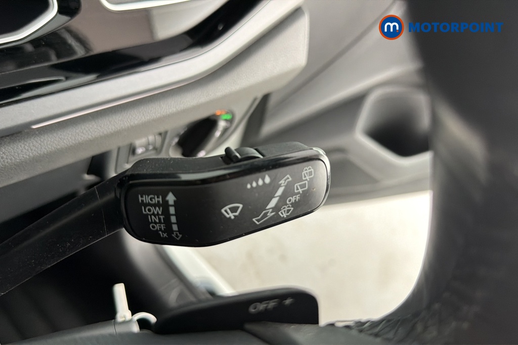 Volkswagen Polo R-Line Automatic Petrol Hatchback - Stock Number (1665460) - 6th supplementary image