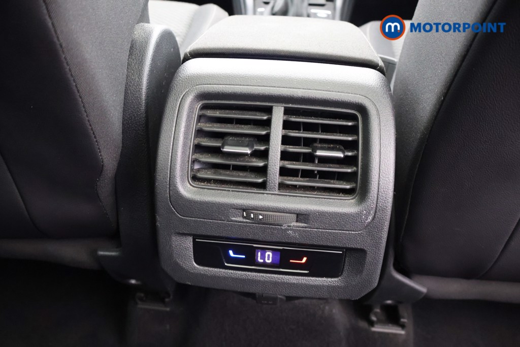 Volkswagen Touran Match Automatic Petrol People Carrier - Stock Number (1665580) - 24th supplementary image