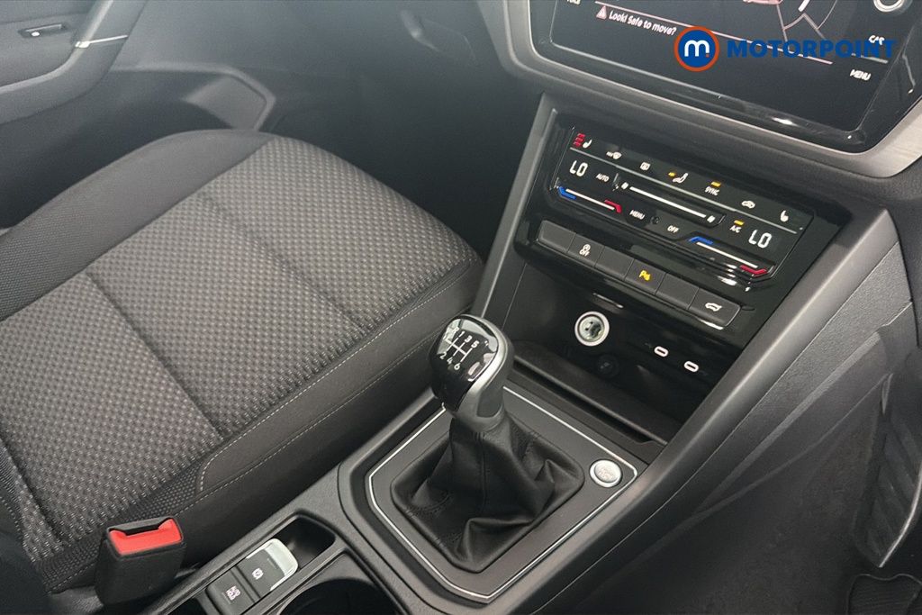 Volkswagen Touran Match Manual Petrol People Carrier - Stock Number (1665684) - 15th supplementary image