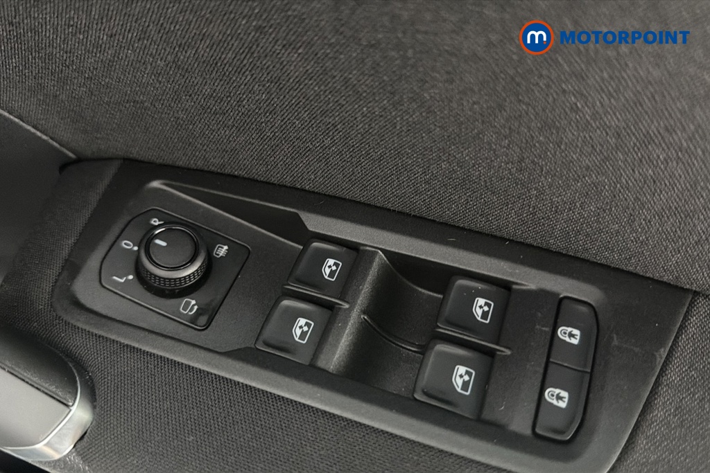 Volkswagen Touran Match Manual Petrol People Carrier - Stock Number (1665684) - 19th supplementary image