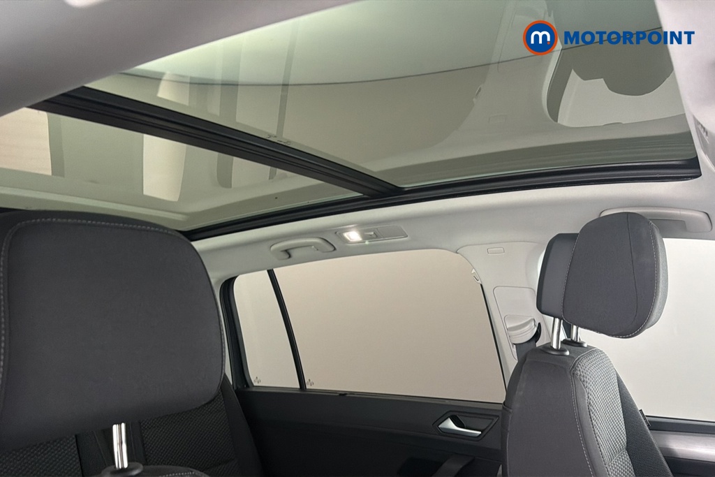 Volkswagen Touran Match Manual Petrol People Carrier - Stock Number (1665684) - 20th supplementary image