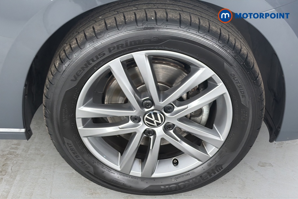 Volkswagen Touran Match Manual Petrol People Carrier - Stock Number (1665684) - 47th supplementary image