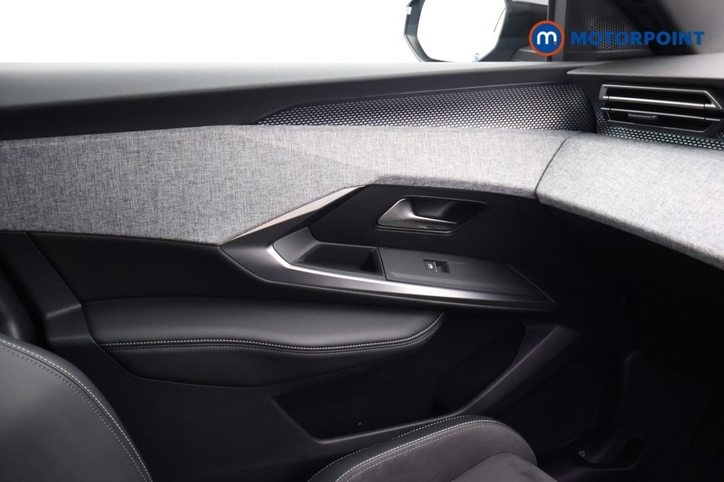 Peugeot 3008 GT Automatic Electric SUV - Stock Number (1665720) - 13th supplementary image