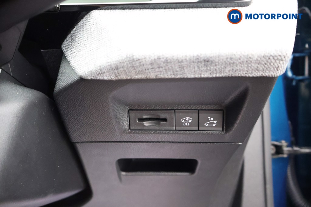 Peugeot 3008 GT Automatic Electric SUV - Stock Number (1665720) - 14th supplementary image