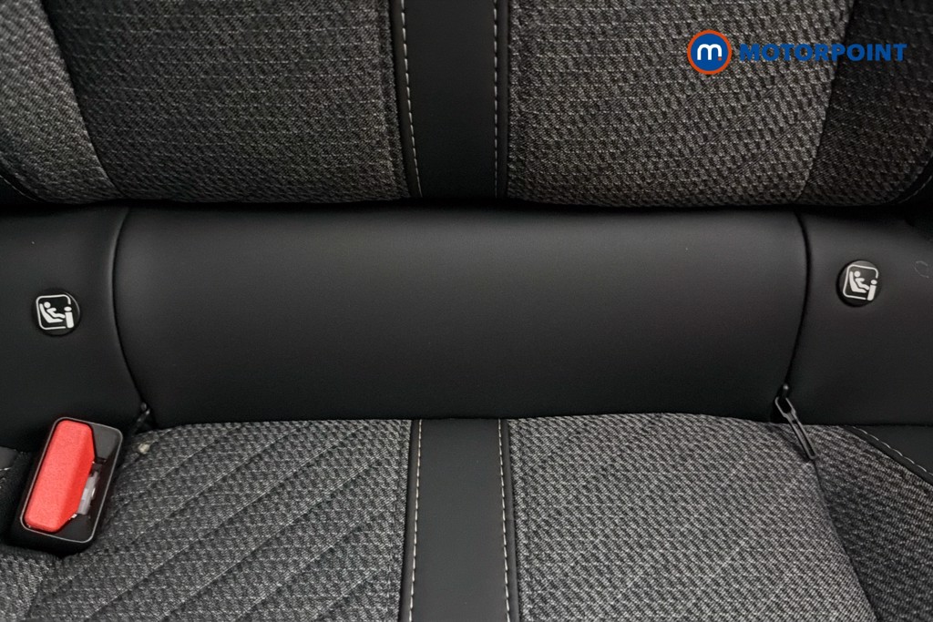 Peugeot 2008 Allure Manual Petrol SUV - Stock Number (1665916) - 29th supplementary image
