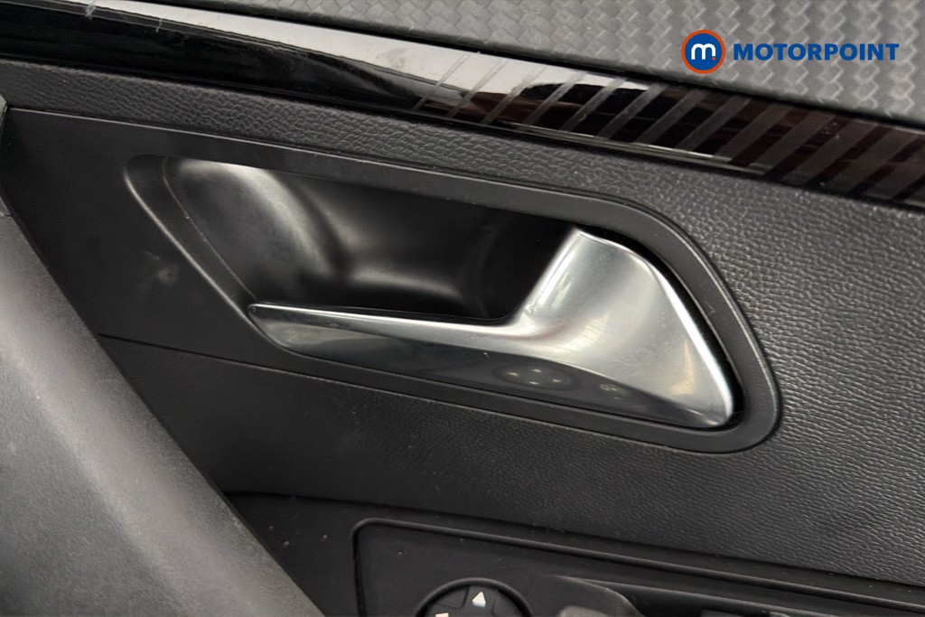 Peugeot 2008 Allure Manual Petrol SUV - Stock Number (1665916) - 42nd supplementary image