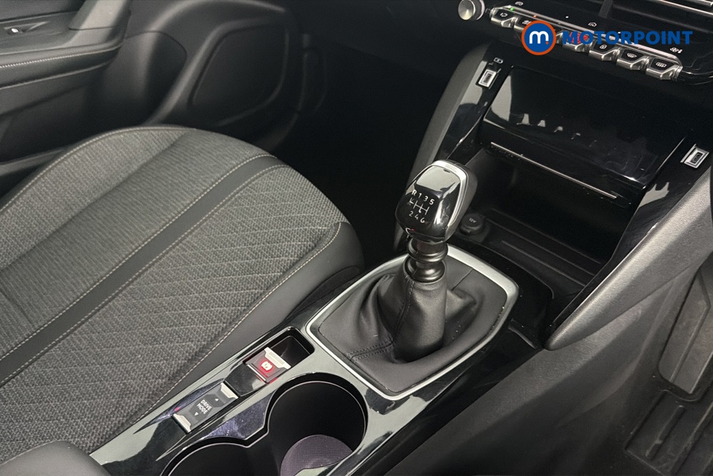 Peugeot 2008 Allure Manual Petrol SUV - Stock Number (1665934) - 15th supplementary image