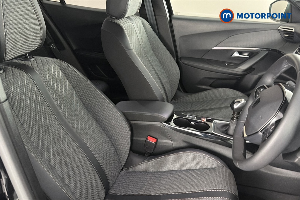 Peugeot 2008 Allure Manual Petrol SUV - Stock Number (1665934) - 22nd supplementary image