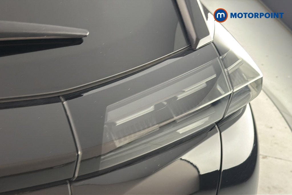 Peugeot 2008 Allure Manual Petrol SUV - Stock Number (1665934) - 36th supplementary image