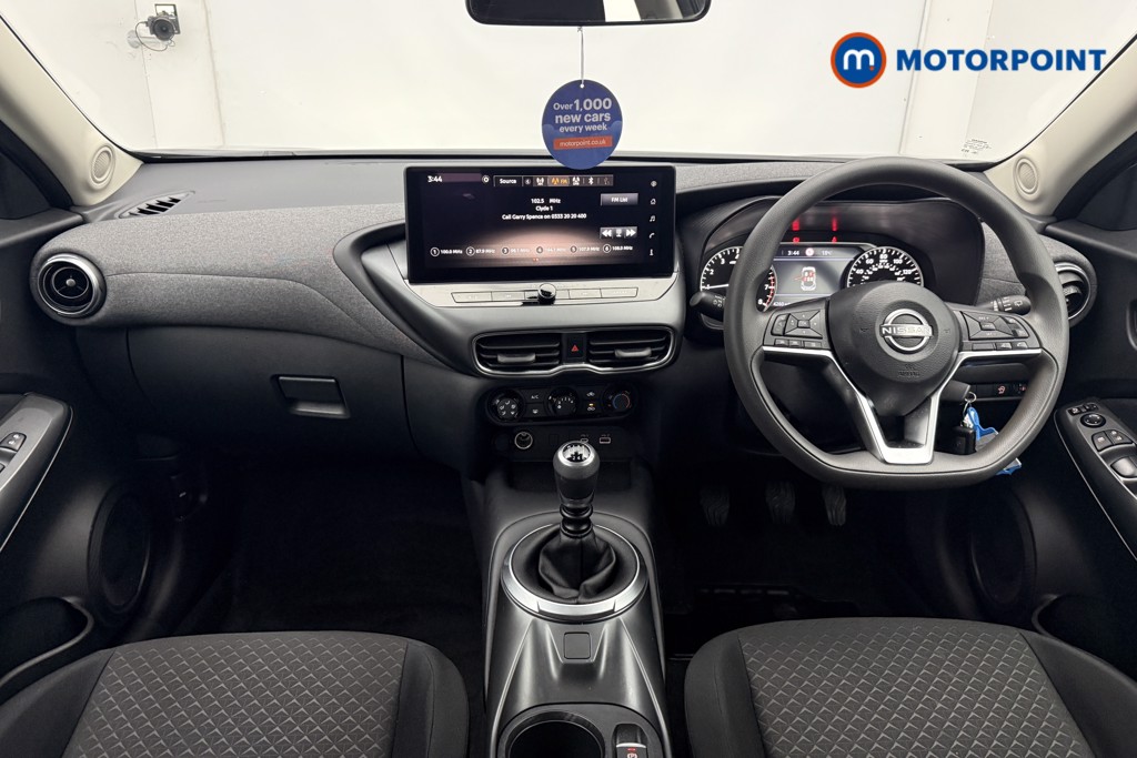 Nissan Juke Acenta Premium Manual Petrol SUV - Stock Number (1666036) - 1st supplementary image