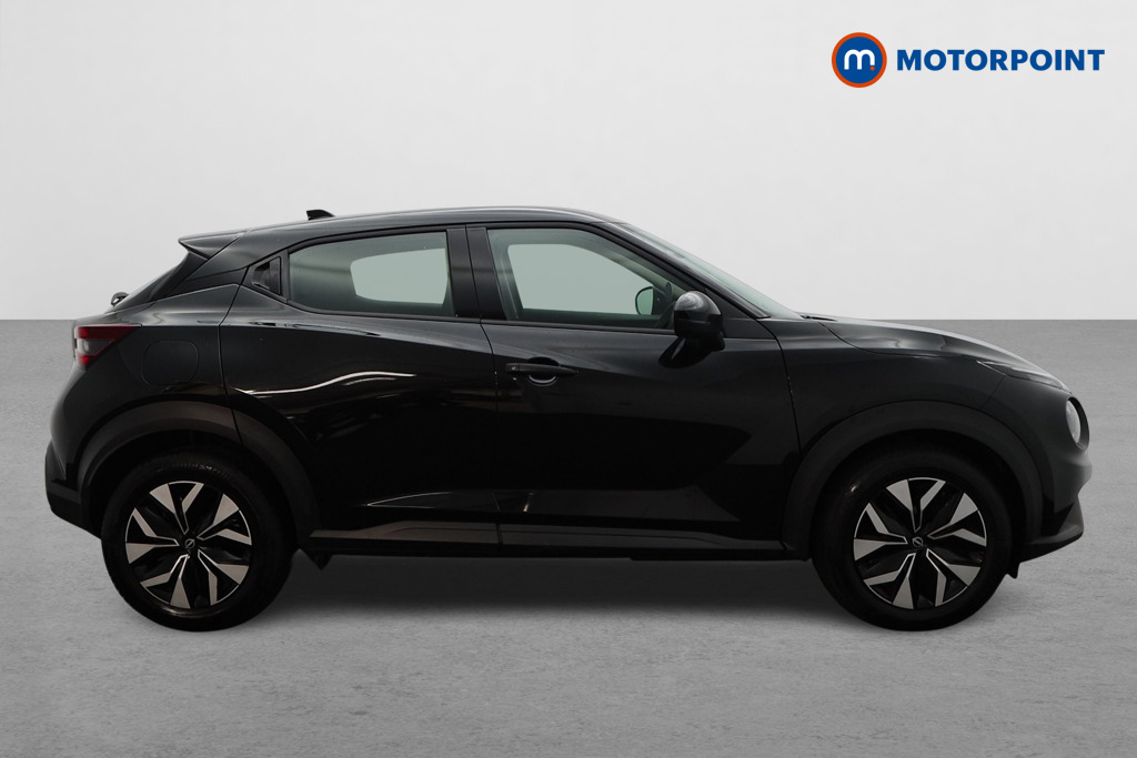 Nissan Juke Acenta Premium Manual Petrol SUV - Stock Number (1666036) - Drivers side