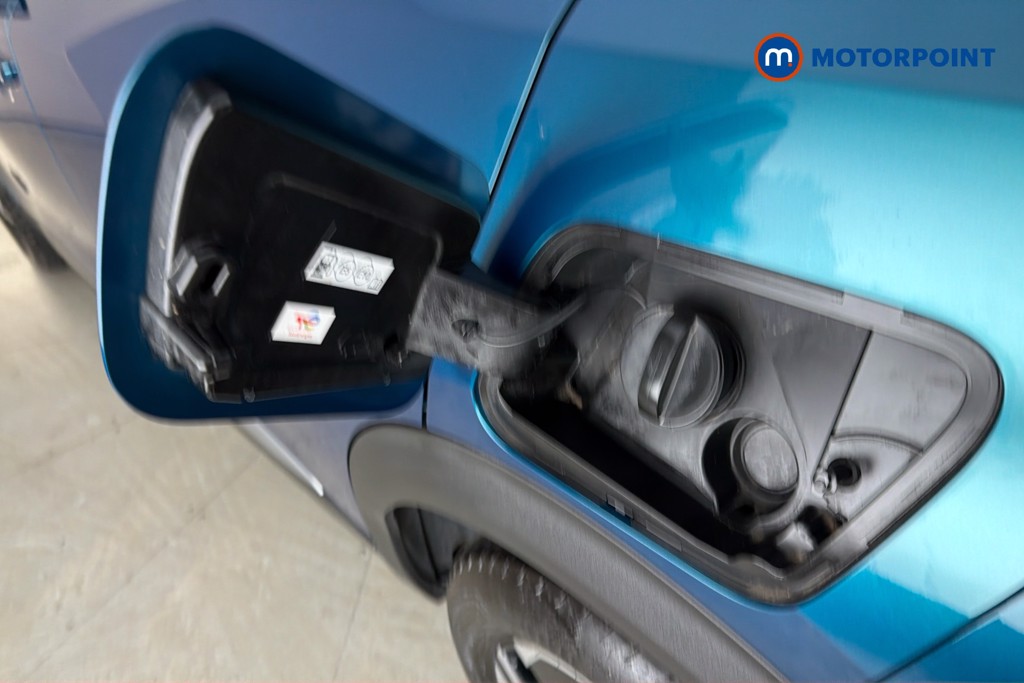 Peugeot 2008 GT Automatic Petrol SUV - Stock Number (1666037) - 41st supplementary image