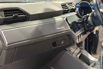 Audi Q3 S Line Manual Petrol SUV - Stock Number (1666390) - 996th supplementary image