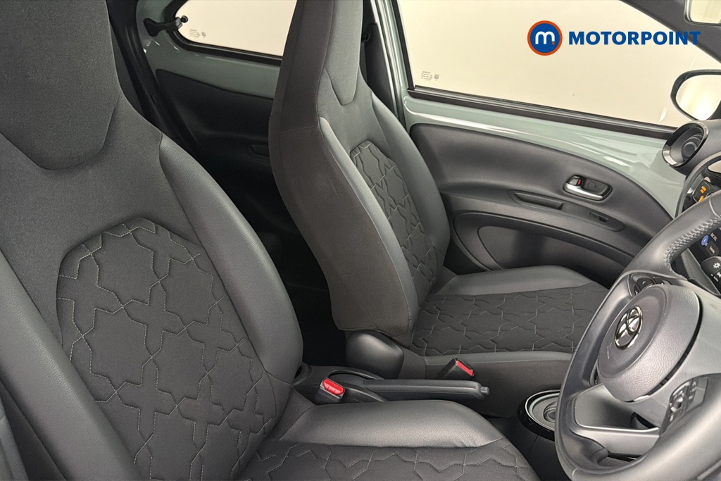 Toyota Aygo X Exclusive Automatic Petrol Hatchback - Stock Number (1666579) - 22nd supplementary image