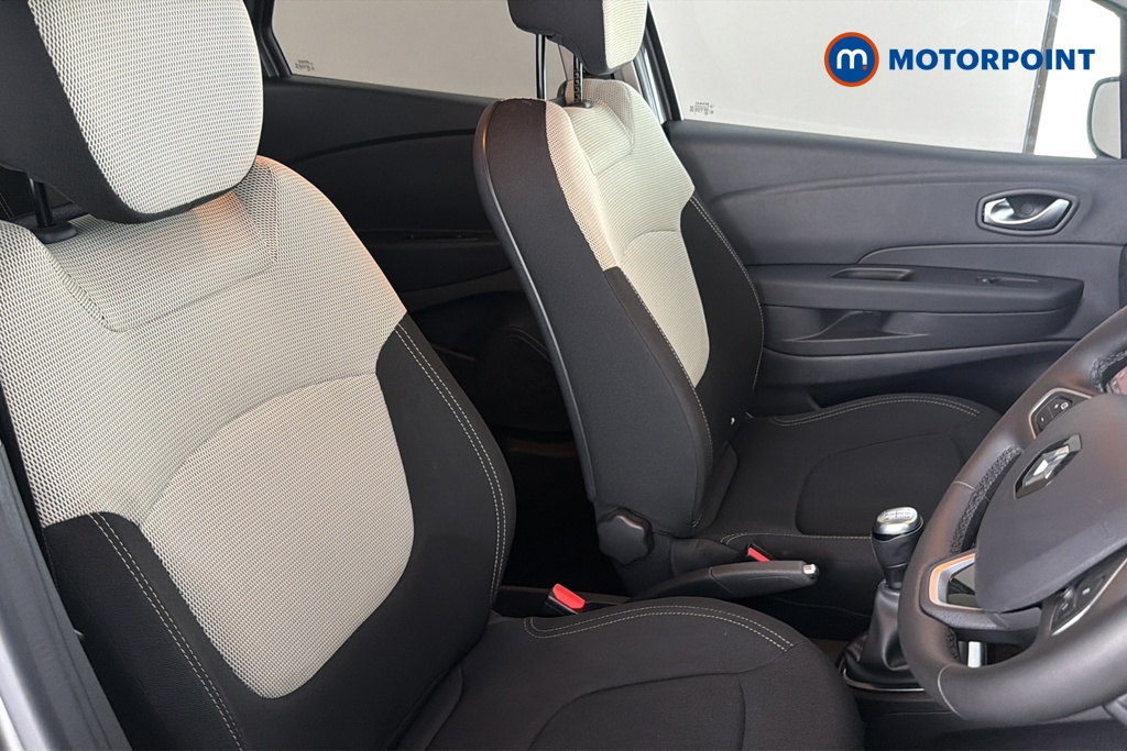 Renault Captur Iconic Manual Petrol SUV - Stock Number (1666595) - 22nd supplementary image