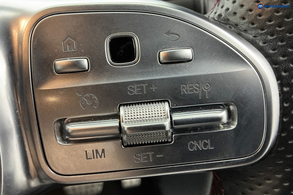 Mercedes-Benz GLA Amg Line Automatic Petrol SUV - Stock Number (1634210) - 20th supplementary image