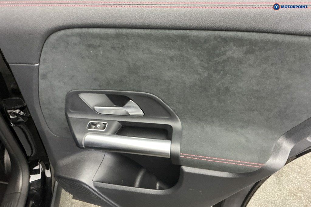 Mercedes-Benz GLA Amg Line Automatic Petrol SUV - Stock Number (1634210) - 25th supplementary image