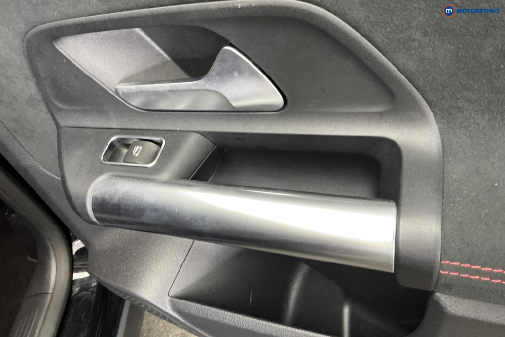 Mercedes-Benz GLA Amg Line Automatic Petrol SUV - Stock Number (1634210) - 26th supplementary image