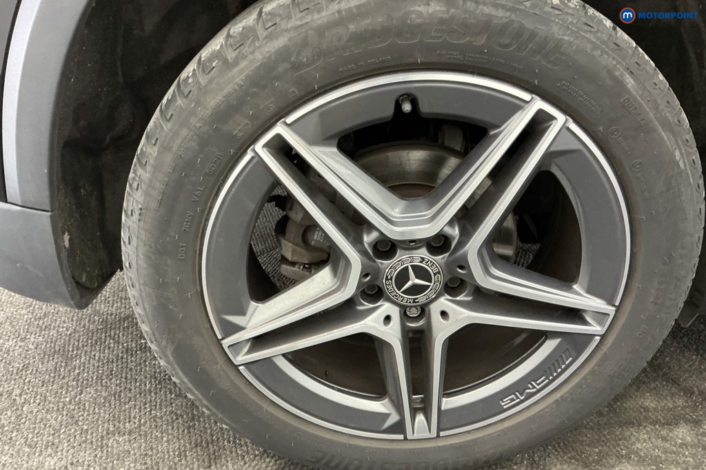 Mercedes-Benz GLA Amg Line Automatic Petrol SUV - Stock Number (1634210) - 32nd supplementary image