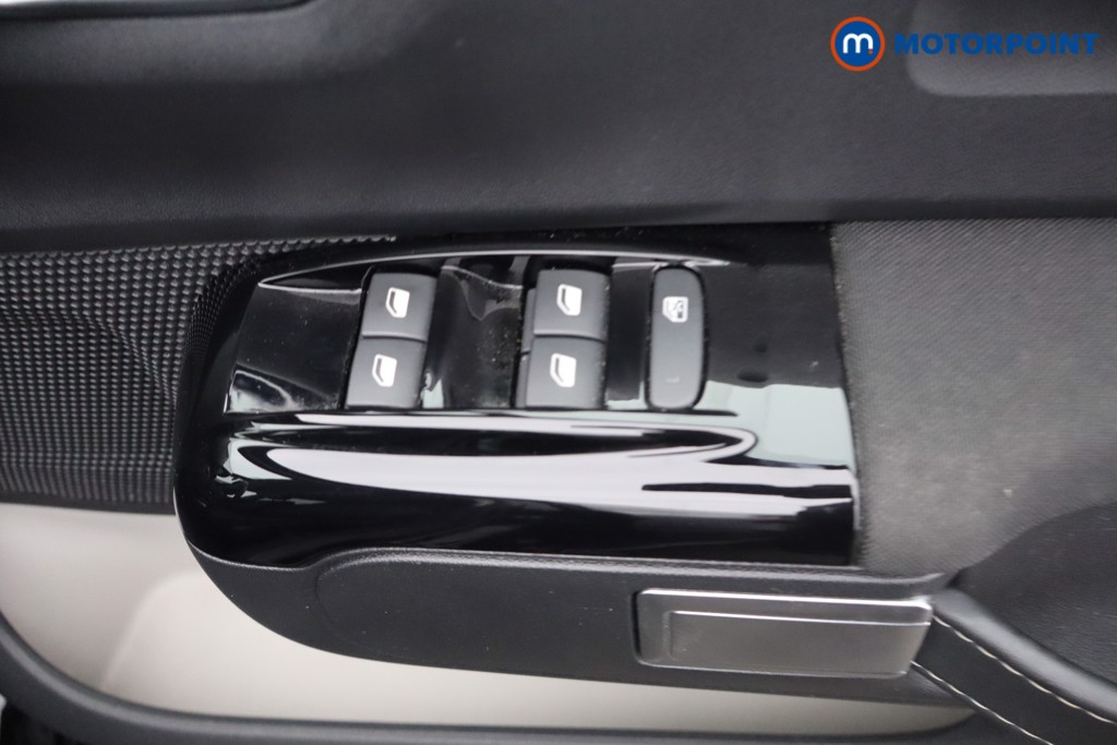 Citroen C3 Plus Manual Petrol Hatchback - Stock Number (1636345) - 9th supplementary image
