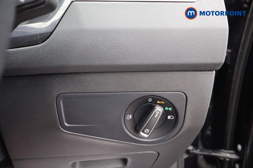 Volkswagen Tiguan Active Manual Petrol SUV - Stock Number (1638939) - 7th supplementary image