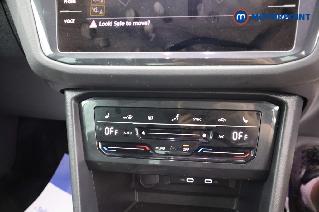 Volkswagen Tiguan Active Manual Petrol SUV - Stock Number (1638939) - 9th supplementary image