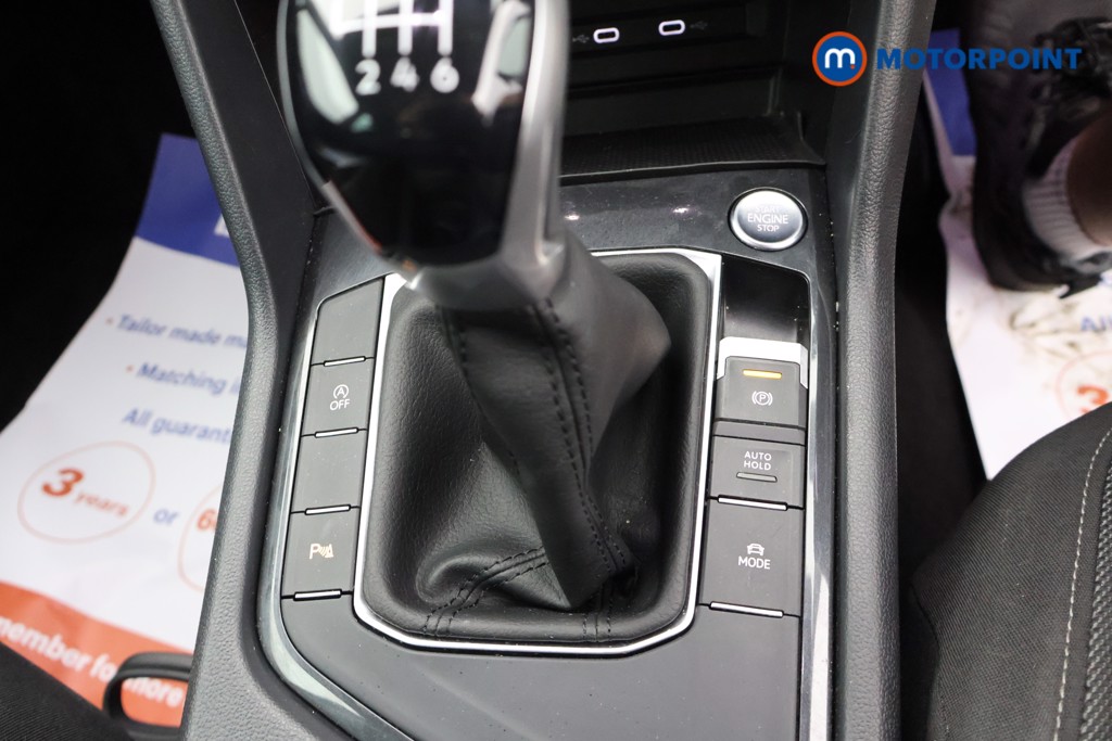 Volkswagen Tiguan Active Manual Petrol SUV - Stock Number (1638939) - 11th supplementary image