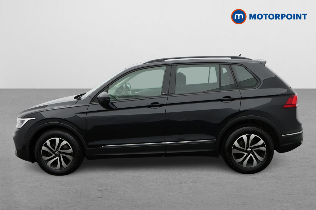 Volkswagen Tiguan Active Manual Petrol SUV - Stock Number (1638939) - Passenger side