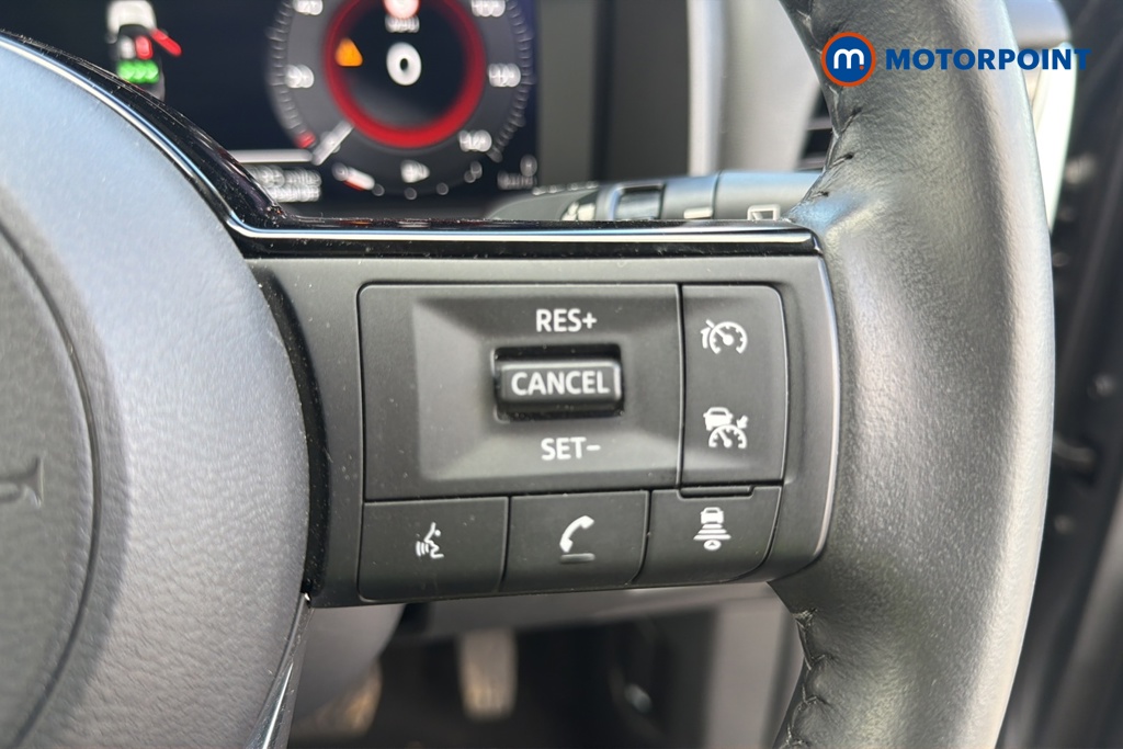 Nissan X-Trail N-Connecta Automatic Petrol-Electric Hybrid SUV - Stock Number (1648436) - 3rd supplementary image