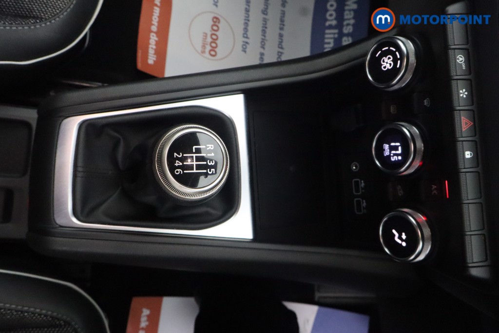 Renault Captur Techno Manual Petrol SUV - Stock Number (1650524) - 11th supplementary image