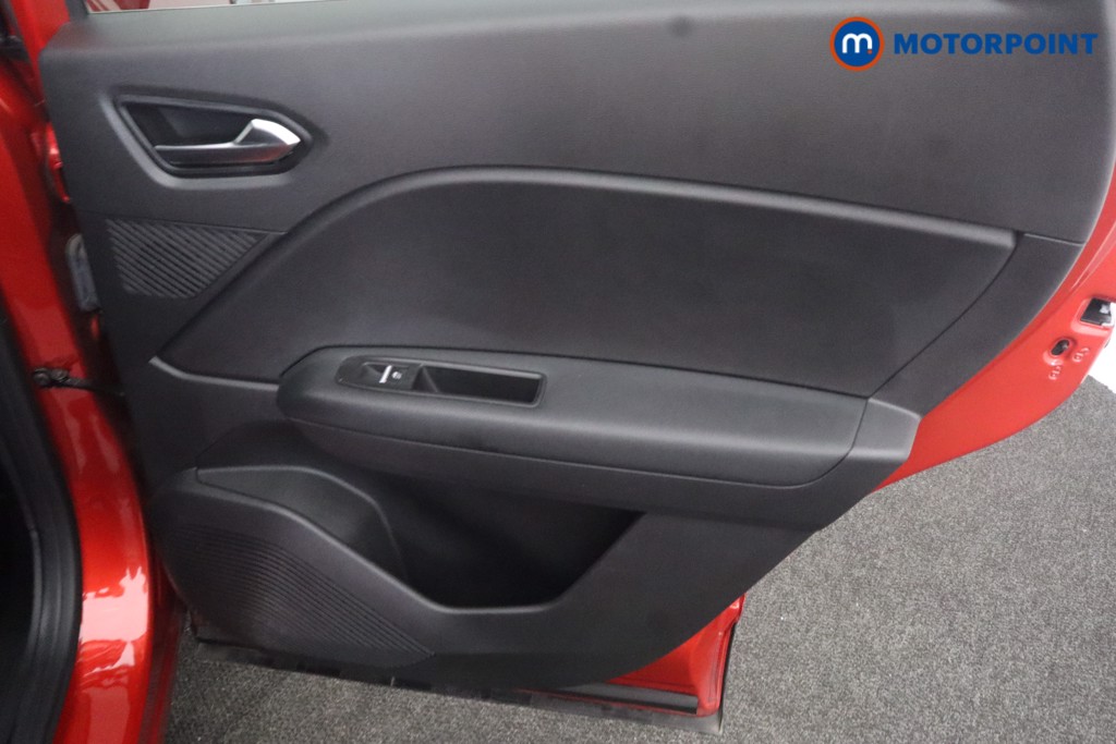 Renault Captur Techno Manual Petrol SUV - Stock Number (1650524) - 27th supplementary image