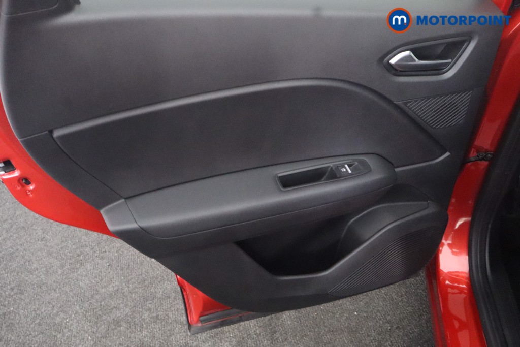 Renault Captur Techno Manual Petrol SUV - Stock Number (1650524) - 28th supplementary image