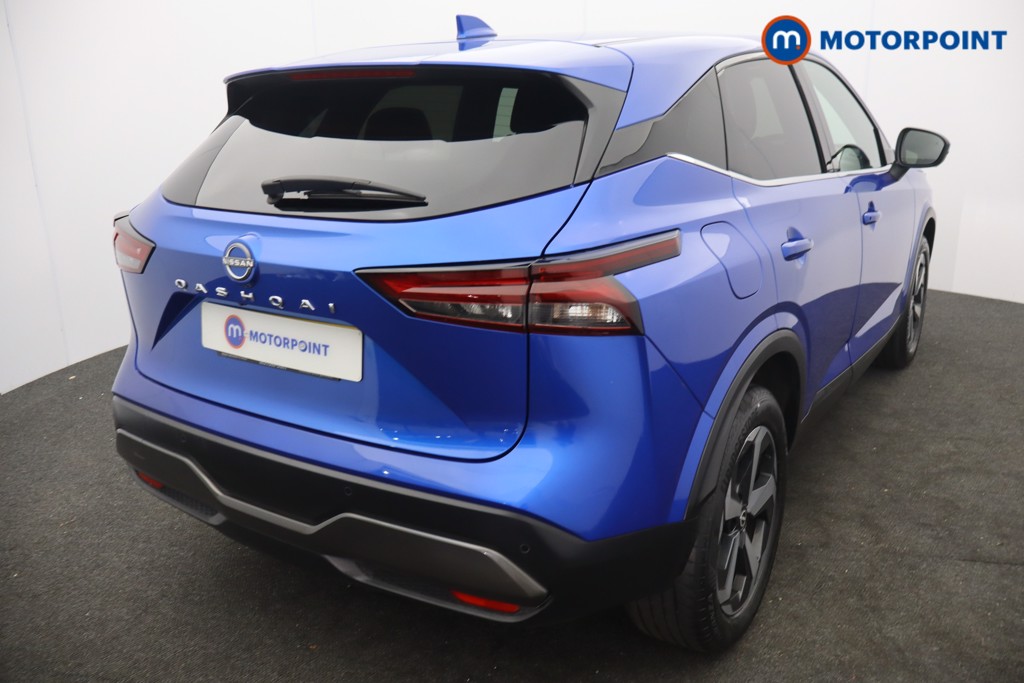 Nissan Qashqai N-Connecta Manual Petrol SUV - Stock Number (1651262) - 2nd supplementary image