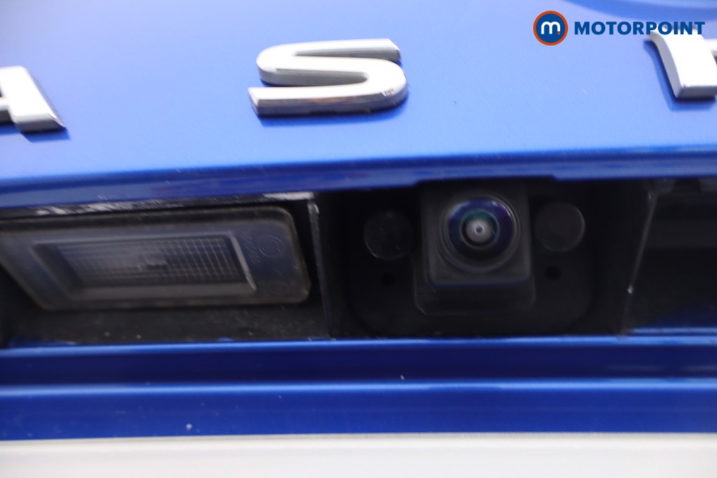 Nissan Qashqai N-Connecta Manual Petrol SUV - Stock Number (1651262) - 5th supplementary image