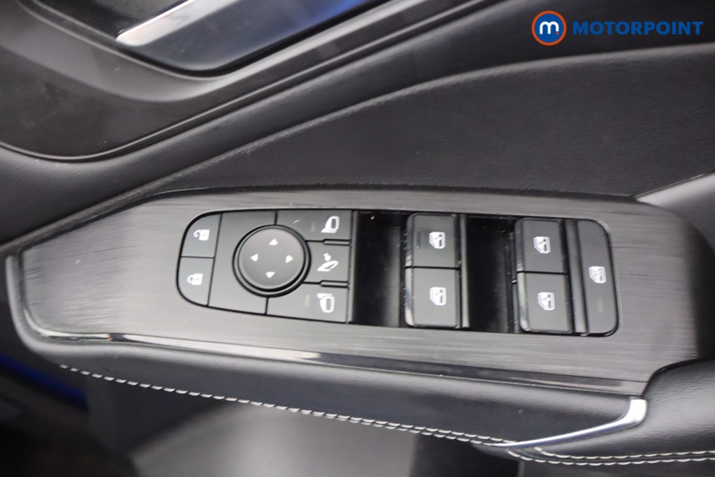 Nissan Qashqai N-Connecta Manual Petrol SUV - Stock Number (1651262) - 10th supplementary image