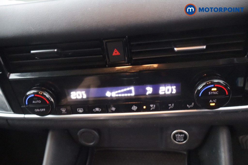 Nissan Qashqai N-Connecta Manual Petrol SUV - Stock Number (1651262) - 16th supplementary image