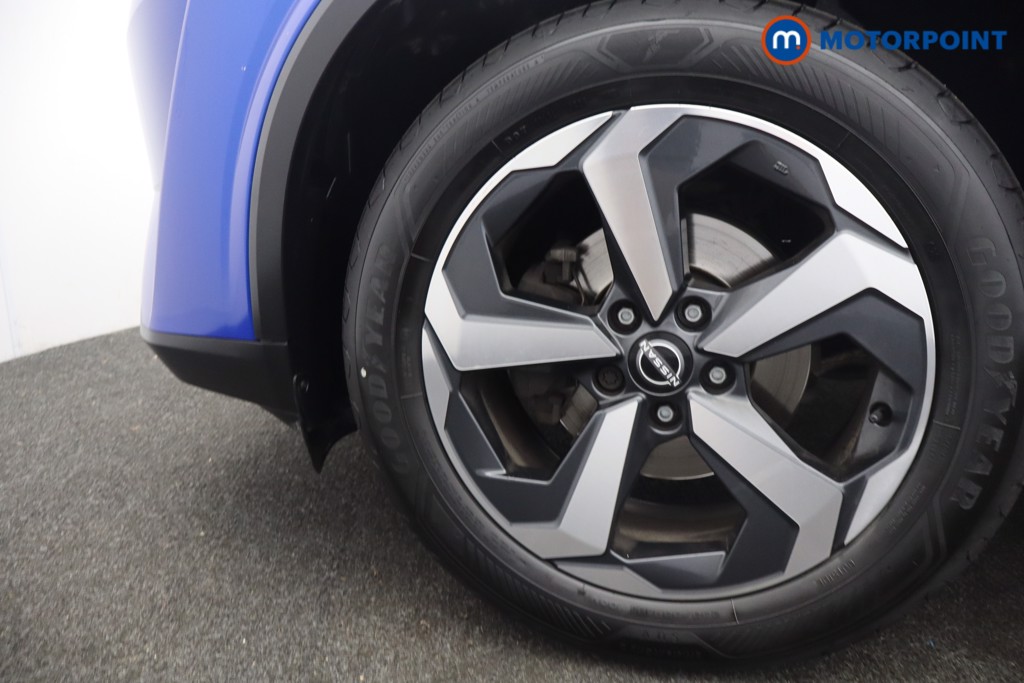 Nissan Qashqai N-Connecta Manual Petrol SUV - Stock Number (1651262) - 29th supplementary image
