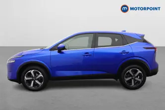 Nissan Qashqai N-Connecta Manual Petrol SUV - Stock Number (1651262) - Passenger side