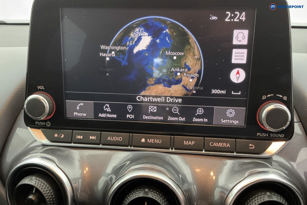 Nissan Juke N-Connecta Manual Petrol SUV - Stock Number (1651404) - 2nd supplementary image